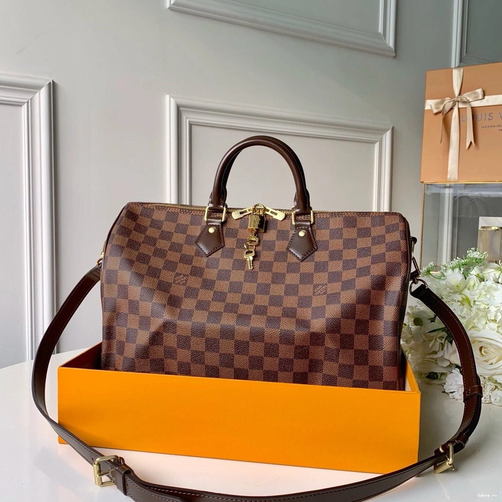 35 Louis Vuitton BANDOULIÈRE SPEEDY 0711